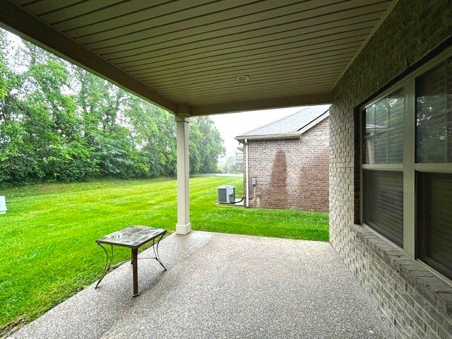 3211 Chaucer Ln, Gallatin, TN 37066