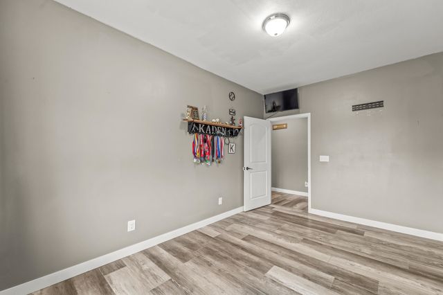 3899 TARA RIDGE RD, Fulton, MO 65251