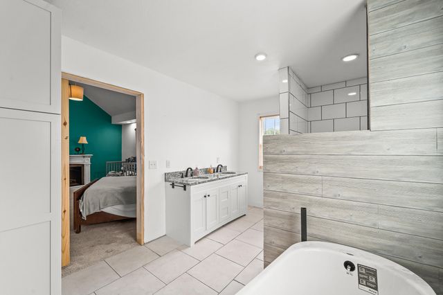 3899 TARA RIDGE RD, Fulton, MO 65251