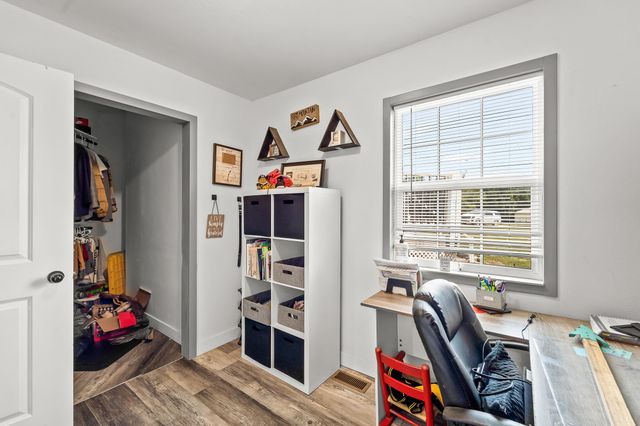 3899 TARA RIDGE RD, Fulton, MO 65251