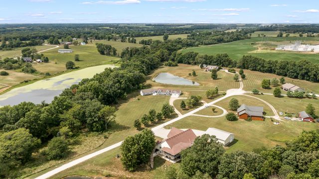 3899 TARA RIDGE RD, Fulton, MO 65251