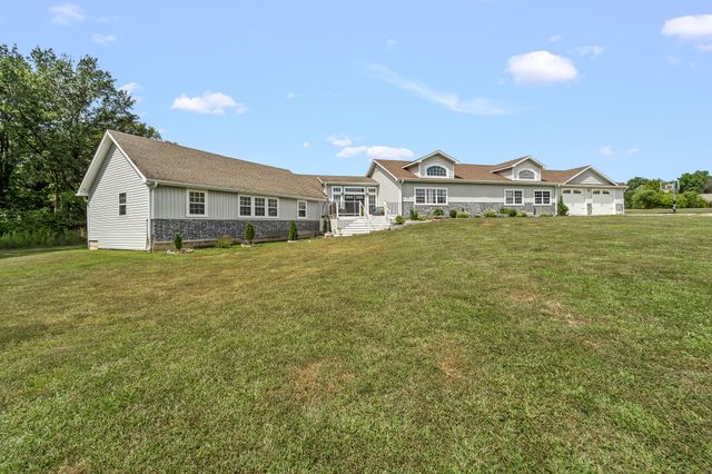 3899 TARA RIDGE RD, Fulton, MO 65251