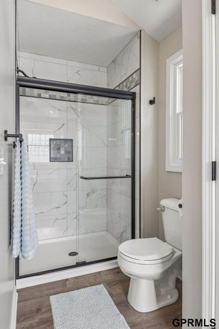 4811 N 142Nd Street, Omaha, NE 68164