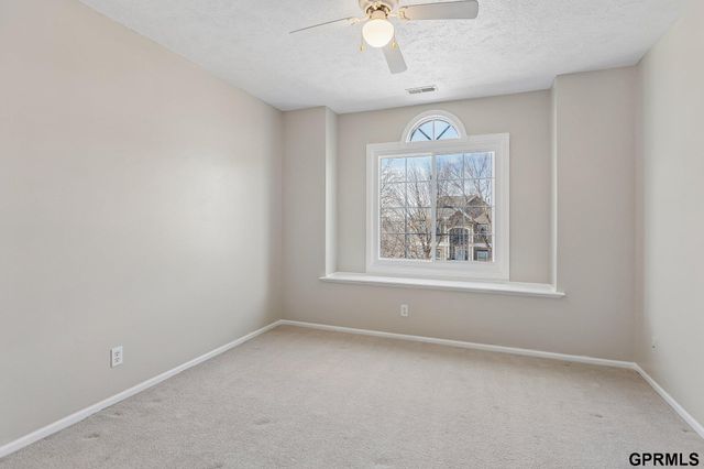 4811 N 142Nd Street, Omaha, NE 68164