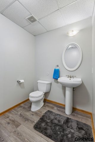 4811 N 142Nd Street, Omaha, NE 68164