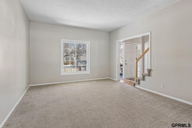 4811 N 142Nd Street, Omaha, NE 68164