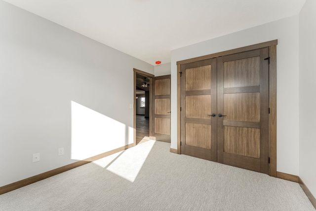 1014 Birch St Street, Harrisburg, SD 57032