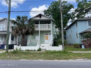 2024 N DAVIS Street, Jacksonville, FL 32209