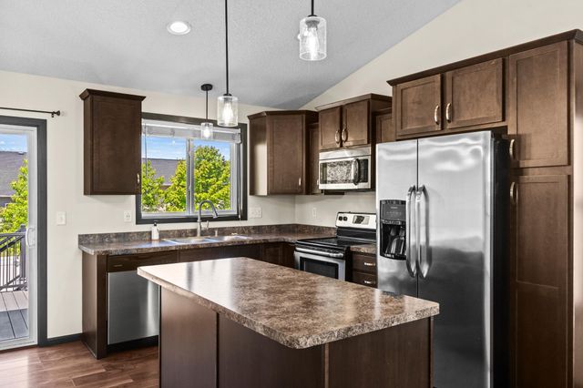 9420 Toledo Lane N, Brooklyn Park, MN 55443