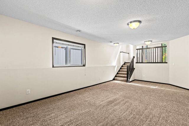 9420 Toledo Lane N, Brooklyn Park, MN 55443