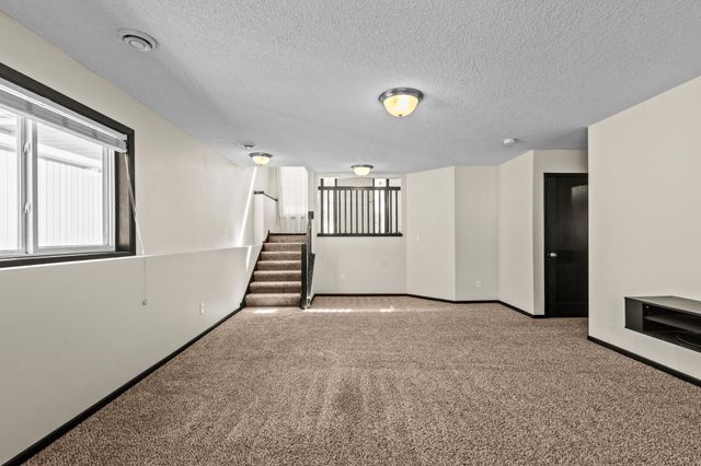 9420 Toledo Lane N, Brooklyn Park, MN 55443