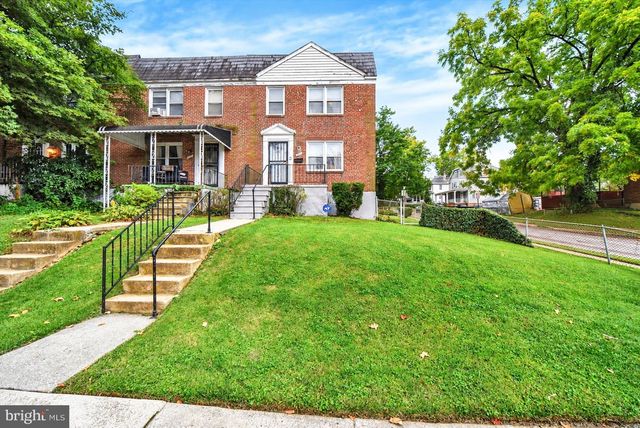 824 WICKLOW RD, Baltimore, MD 21229
