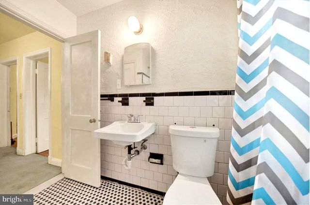 824 WICKLOW RD, Baltimore, MD 21229