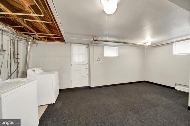 824 WICKLOW RD, Baltimore, MD 21229