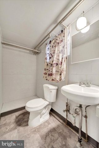 824 WICKLOW RD, Baltimore, MD 21229