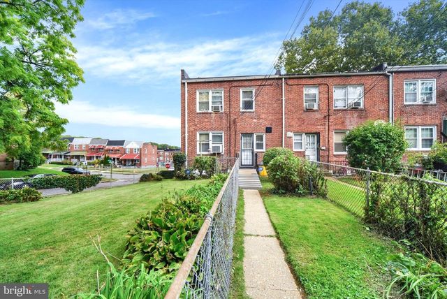 824 WICKLOW RD, Baltimore, MD 21229