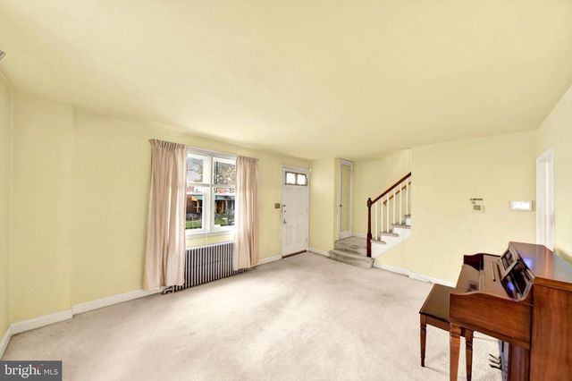 824 WICKLOW RD, Baltimore, MD 21229