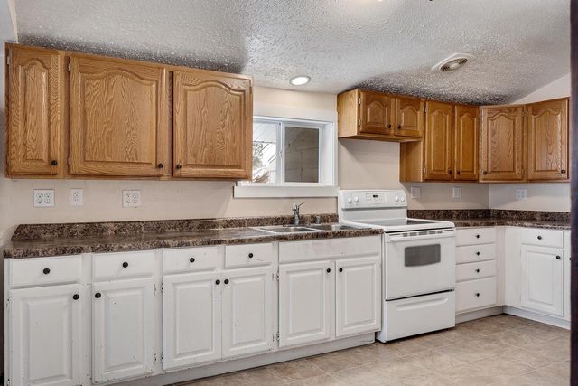 938 Hood STREET, La Crosse, WI 54601