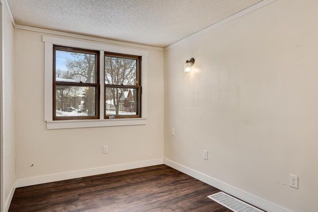 938 Hood STREET, La Crosse, WI 54601