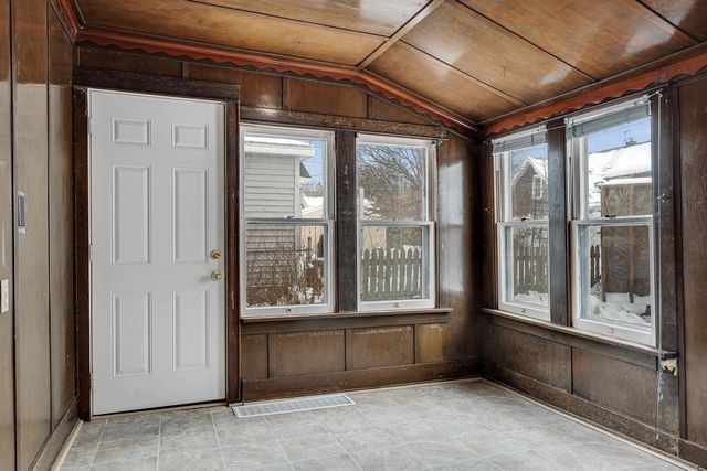 938 Hood STREET, La Crosse, WI 54601