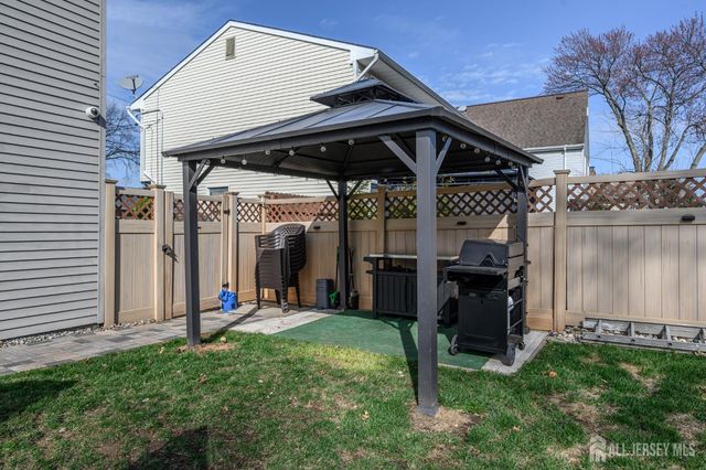 245 Florence Avenue, Colonia, NJ 07067