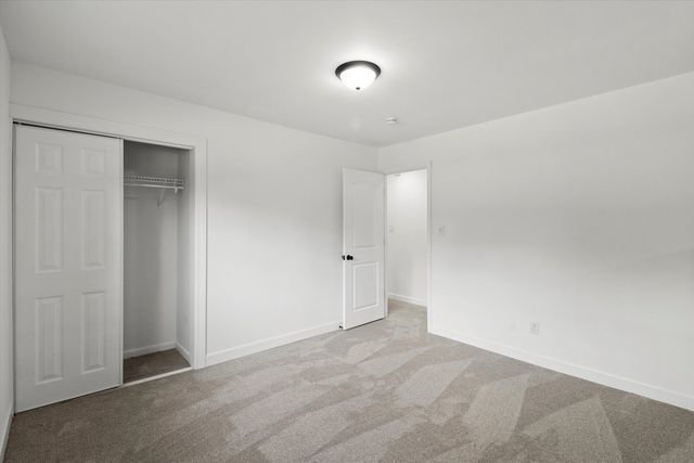 33448 N Greentree Road, Grayslake, IL 60030