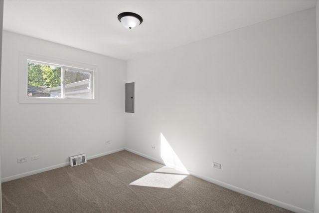 33448 N Greentree Road, Grayslake, IL 60030