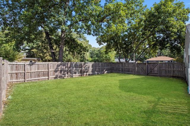 33448 N Greentree Road, Grayslake, IL 60030