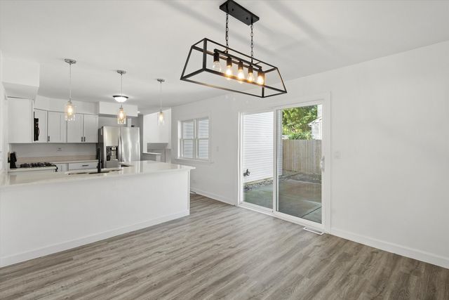 33448 N Greentree Road, Grayslake, IL 60030