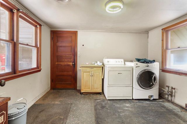 W1375 Glenwood ROAD, Lake Geneva, WI 53147