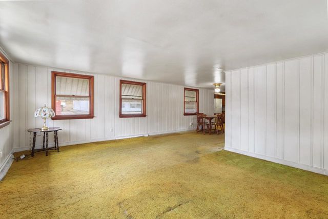 W1375 Glenwood ROAD, Lake Geneva, WI 53147