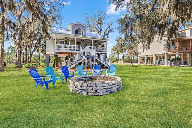 1107 River Plantation Place NE, Townsend, GA 31331