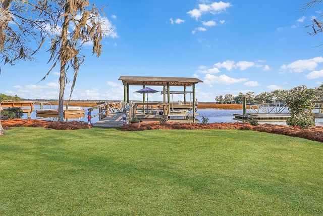 1107 River Plantation Place NE, Townsend, GA 31331