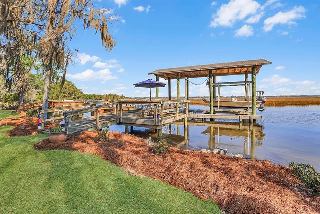 1107 River Plantation Place NE, Townsend, GA 31331