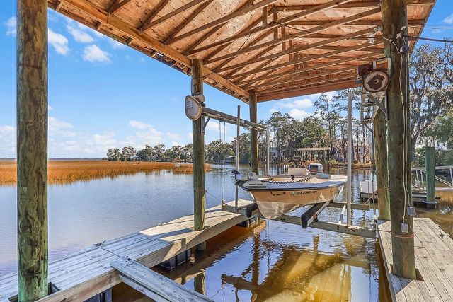 1107 River Plantation Place NE, Townsend, GA 31331