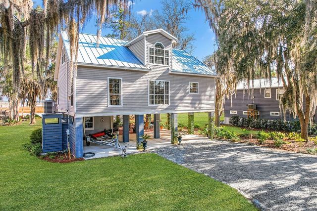 1107 River Plantation Place NE, Townsend, GA 31331