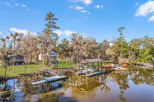 1107 River Plantation Place NE, Townsend, GA 31331