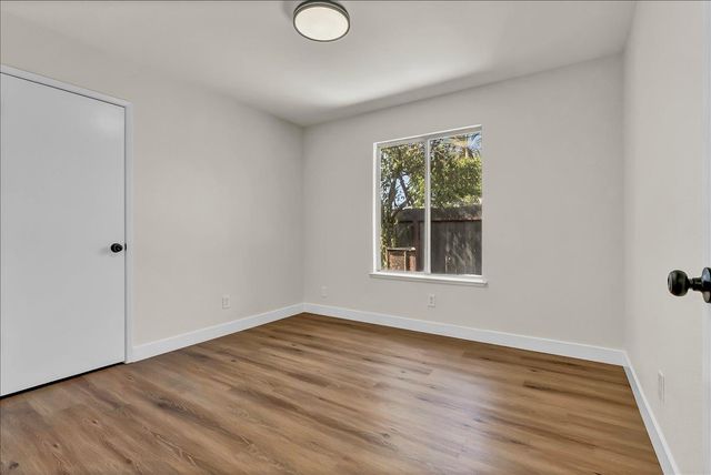 1640 4th Street, Clovis, CA 93611