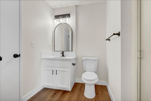 1640 4th Street, Clovis, CA 93611