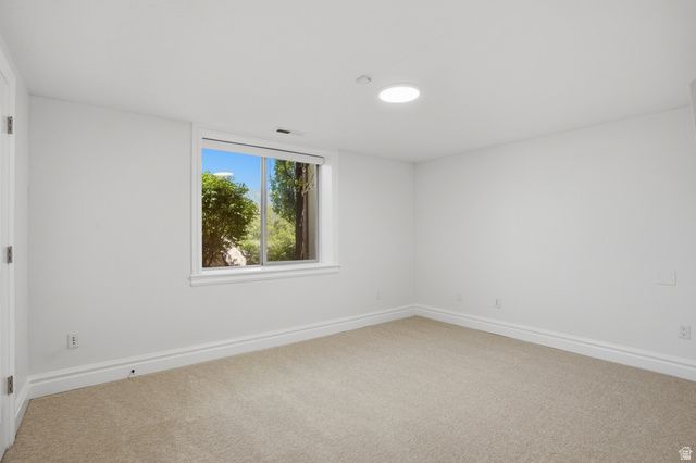 11933 N ATLAS DR, Highland, UT 84003