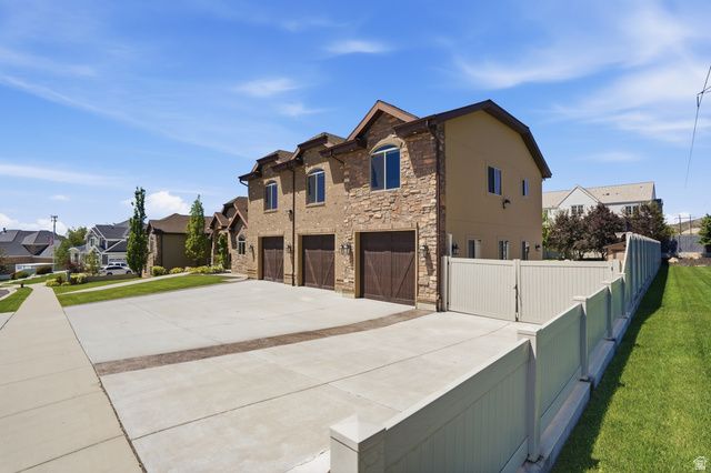 11933 N ATLAS DR, Highland, UT 84003