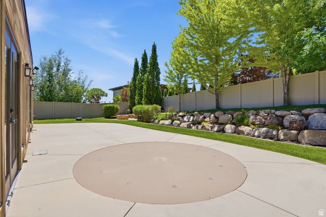 11933 N ATLAS DR, Highland, UT 84003