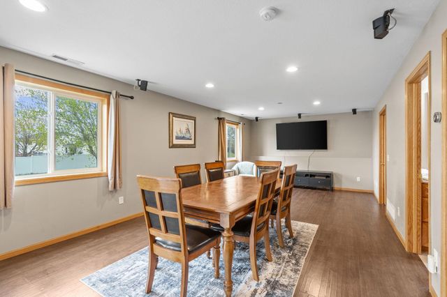 10055 Somerset Lane, Monticello, MN 55362
