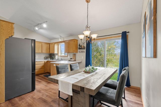 10055 Somerset Lane, Monticello, MN 55362