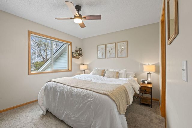 10055 Somerset Lane, Monticello, MN 55362