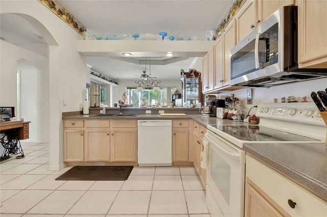 20841 EUSTIS ROAD, Land O Lakes, FL 34637