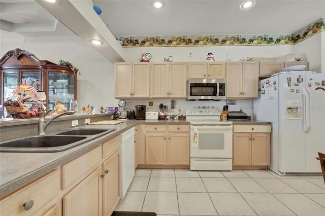 20841 EUSTIS ROAD, Land O Lakes, FL 34637