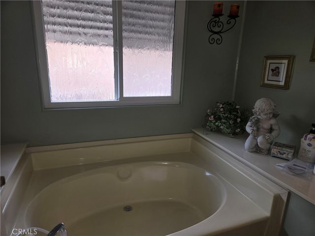 13381 Magnolia Avenue 4, Corona, CA 92879
