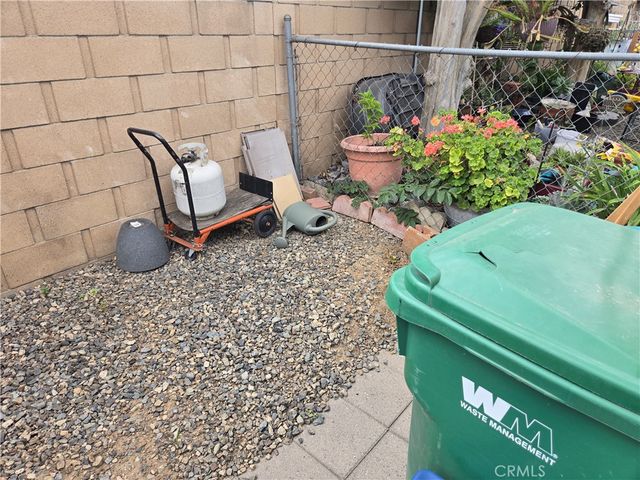 13381 Magnolia Avenue 4, Corona, CA 92879