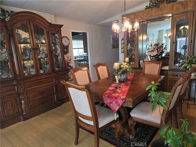 13381 Magnolia Avenue 4, Corona, CA 92879